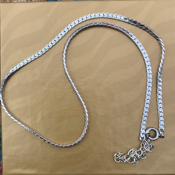 Silver chain necklace - Picture 1 of 2